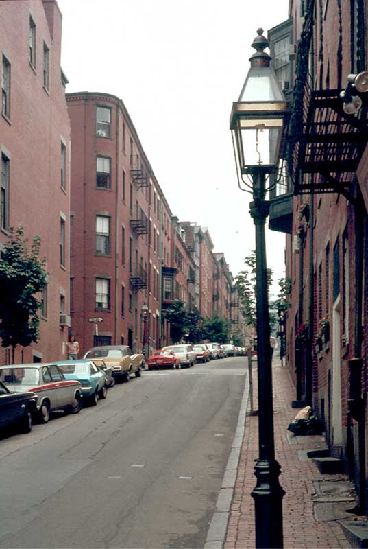 Rue du
                      vieux Boston à Beacon-Hill