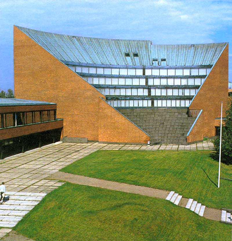 Grand amphithéâtre de l'École polytechnique d'Otaniemi