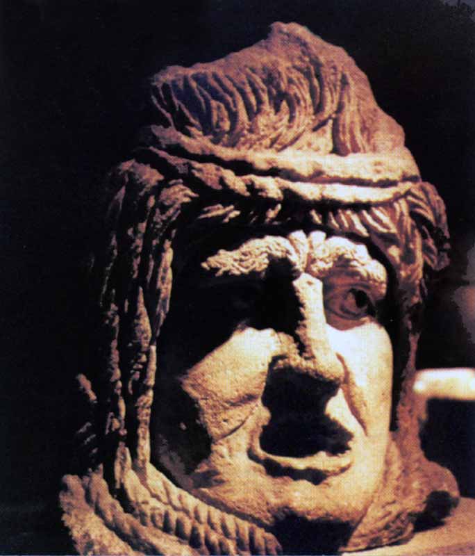 Musée galloromain de Lyon : masque de théâtre