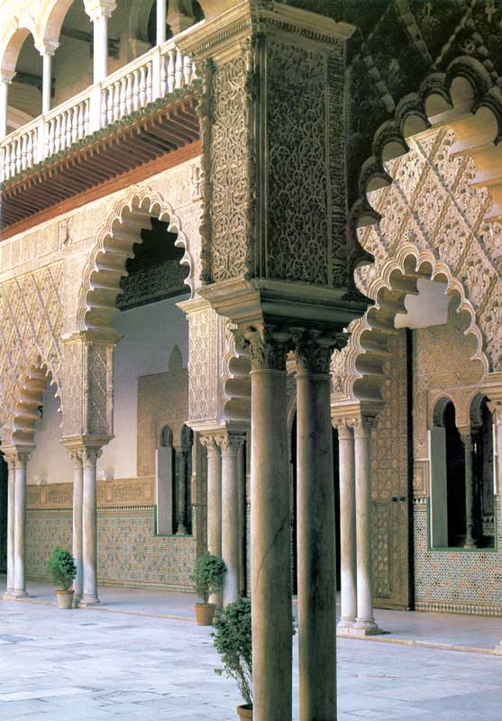 Alcazar de
                Sevilla : Cour des Demoiselles