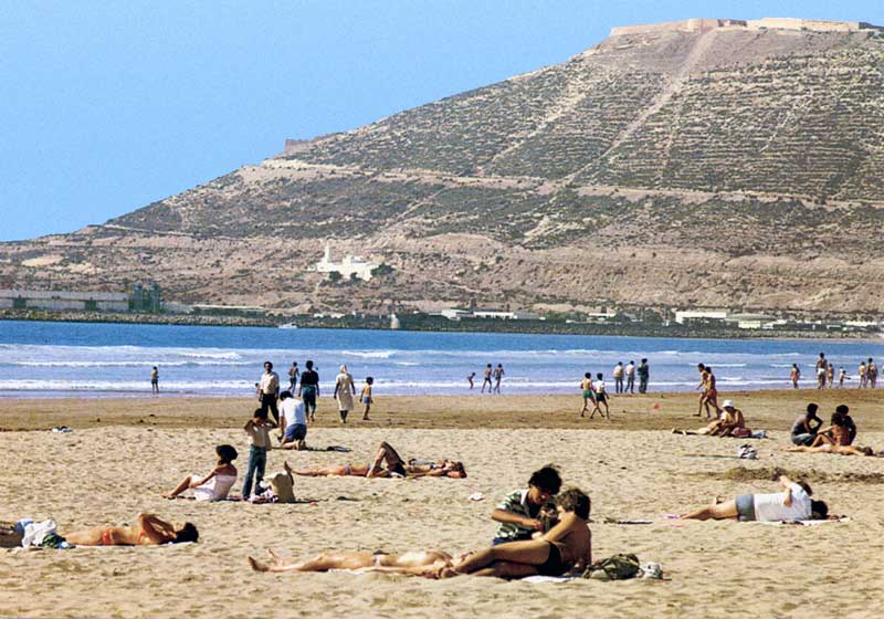 Agadir : la plage et la casbah depuis la plage