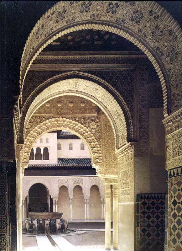 Alhambra de Granada : entrée de la Cour des
                  Lions