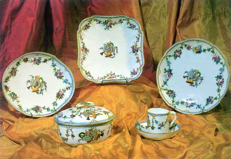 Collection de porcelaines de Sèvres