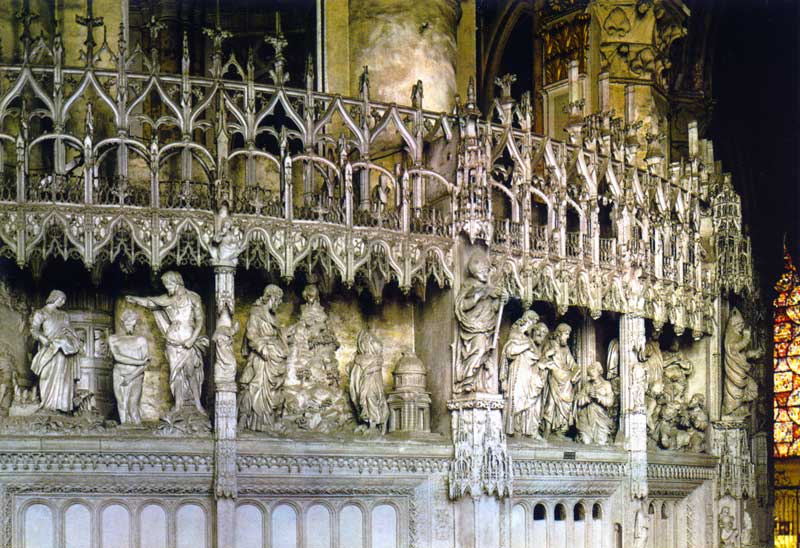 Tour du chœur de la cathédrale
