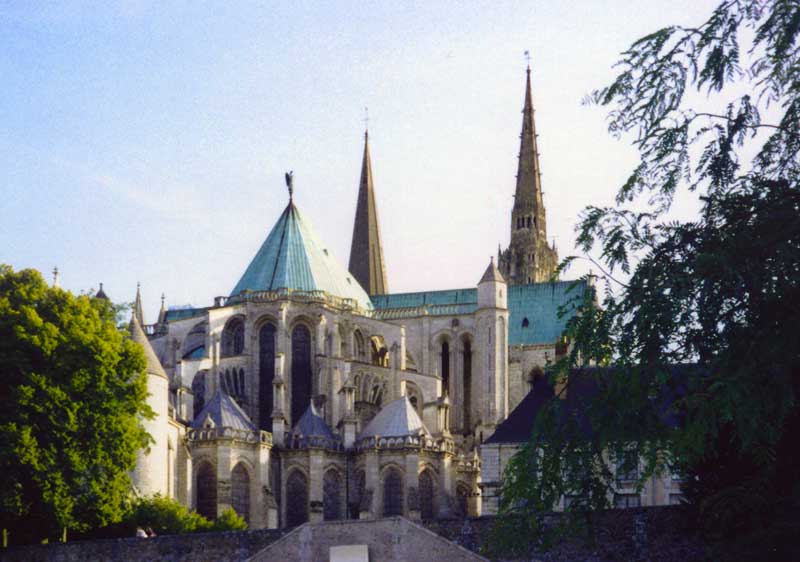 Chartres : chevet de la cathédrale Notre-Dame