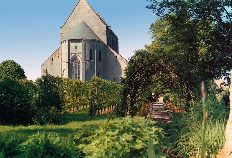 Abside de l'église de Saint-Gabriel-de-Brécy