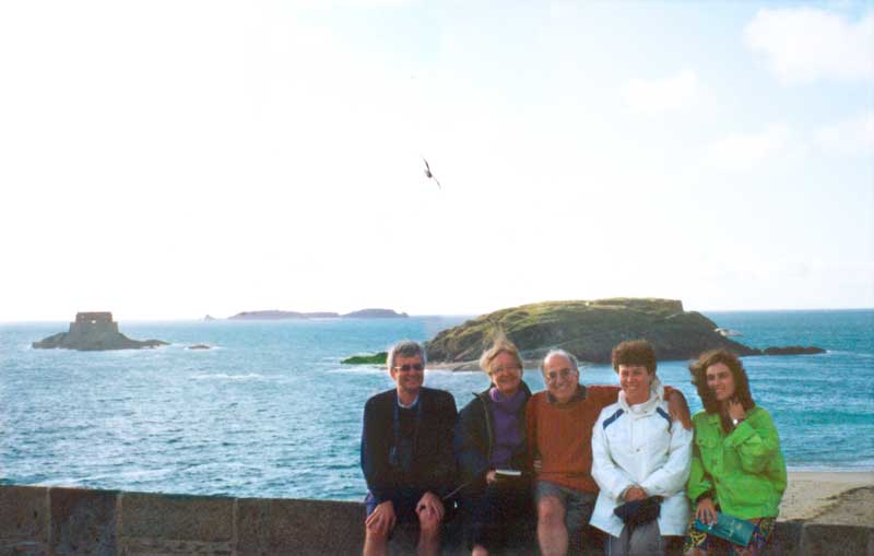 Avec Houssine et Mariette sur les remparts