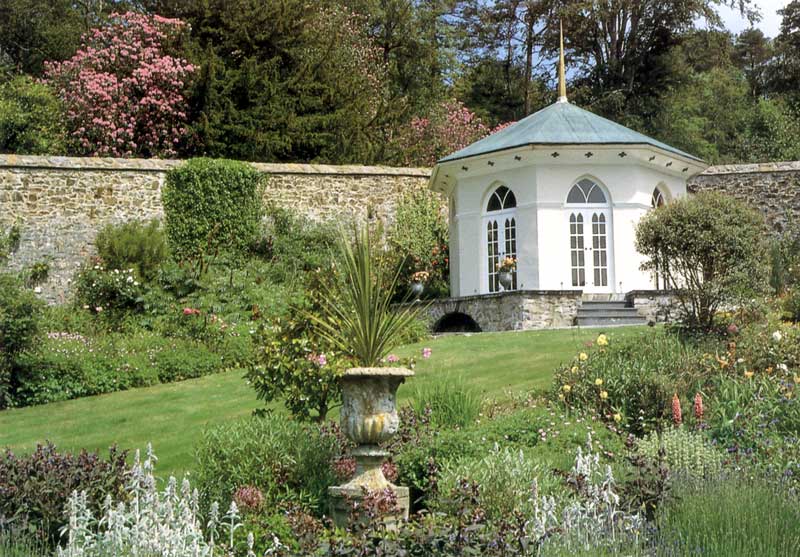 Colby Woodland Garden : walled garden