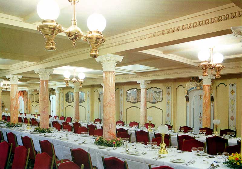 Bristol : salle à manger du SS Great Britain