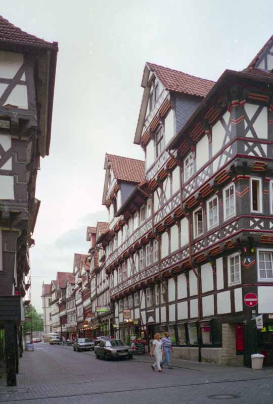 Münden : maisons médiévales à encorbellements