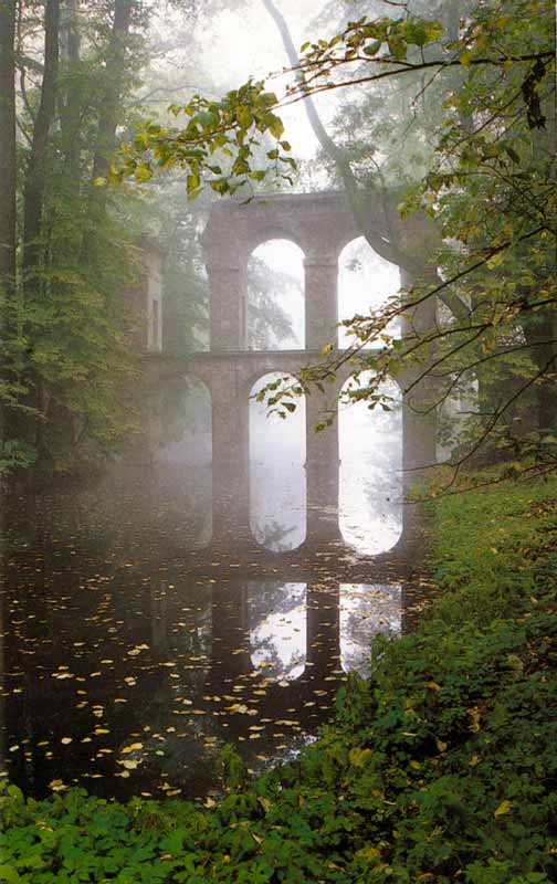 arkadia-acqueduc-dans-brume