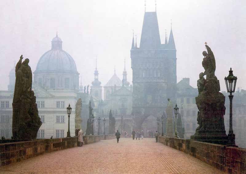 Prague : le Pont Charles et ses statues