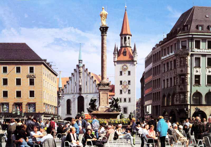 München
                  : Marienplatz