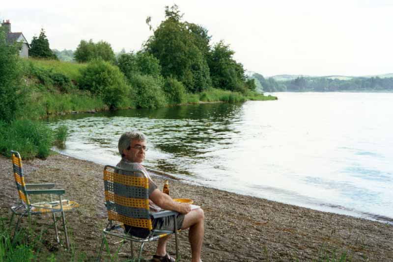Jean-Paul au
                bord du Loch Ken