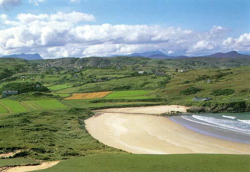 Betty Hills au-dessus de Far Bay