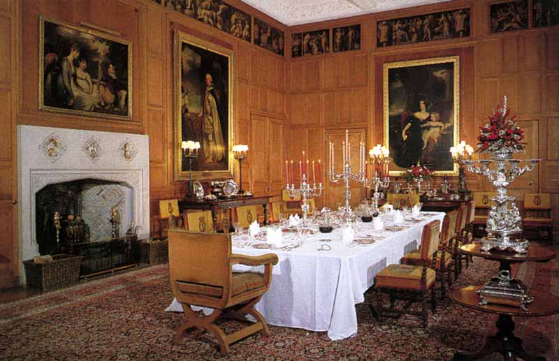 Dunrobin
        Castle : salle à manger