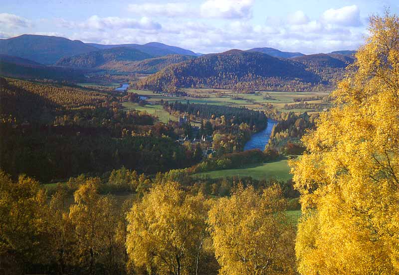 Vallée de
                la Dee à l'automne