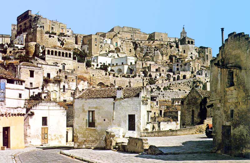 Les sassi
                caveaso de Matera