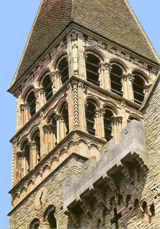 Tour clocher de l'Abbatiale St Philibert