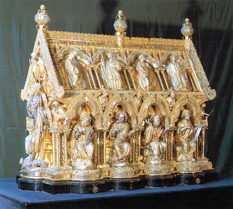 Reliquaire de Saint Eleuthère, dans le Trésor de la
        cathédrale Notre-Dame de Tournai