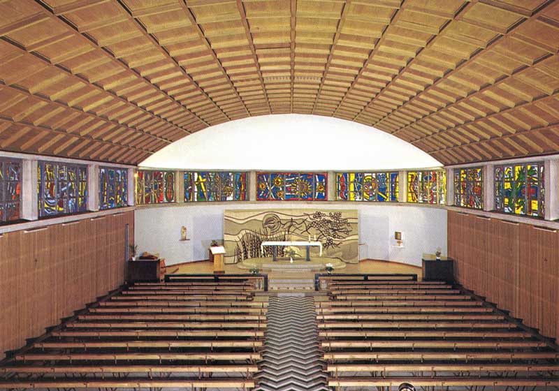 Audincourt-nef-de-l'eglise-du-Sacre-Coeur-(1950)