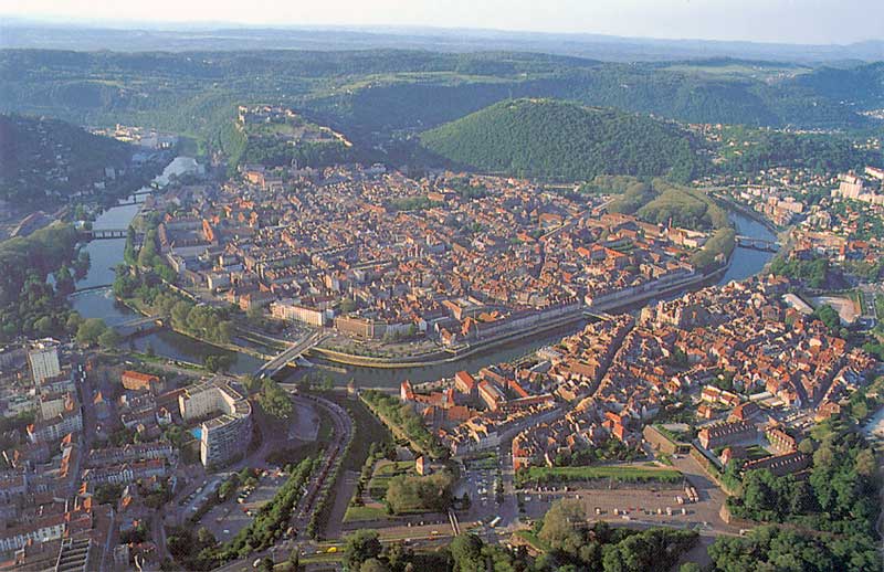 Besancon-dans-la-boucle-du-Doubs