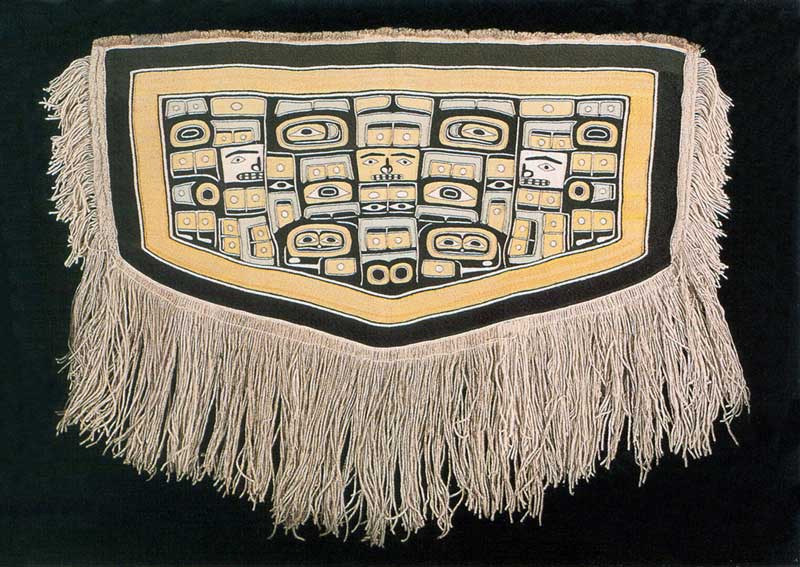 Vancouver - UBC Museum : manteau de cérémonie