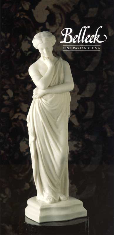 Statue
                clasique de la Belleek Pottery