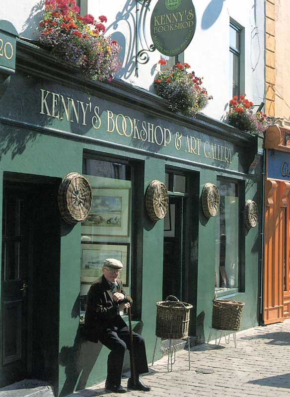 Galway : Kenny'S Bookstore