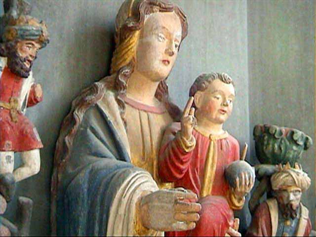 St-Thégonnec : Vierge à l'Enfant