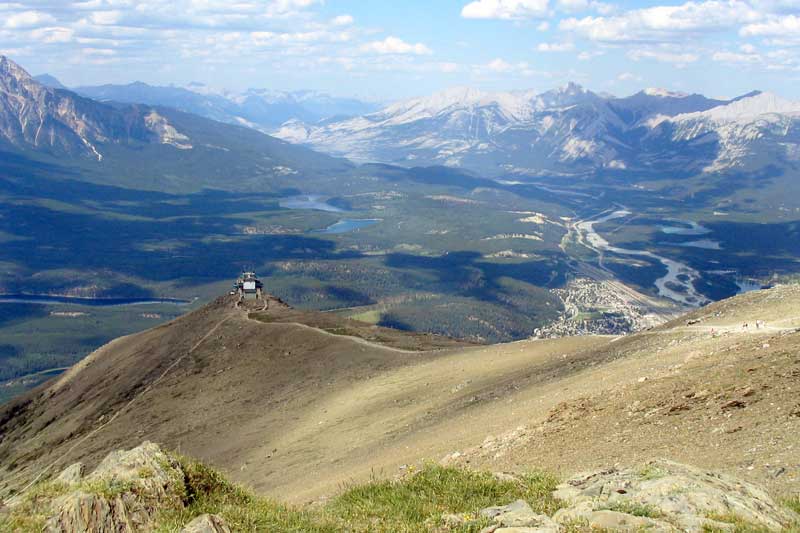 Jasper-Mt-Whistlers-vallee-de-l'Athabasca-vers-le-nord