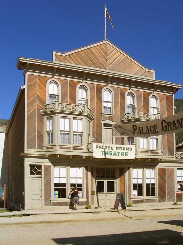 Palace-Grand-Theatre