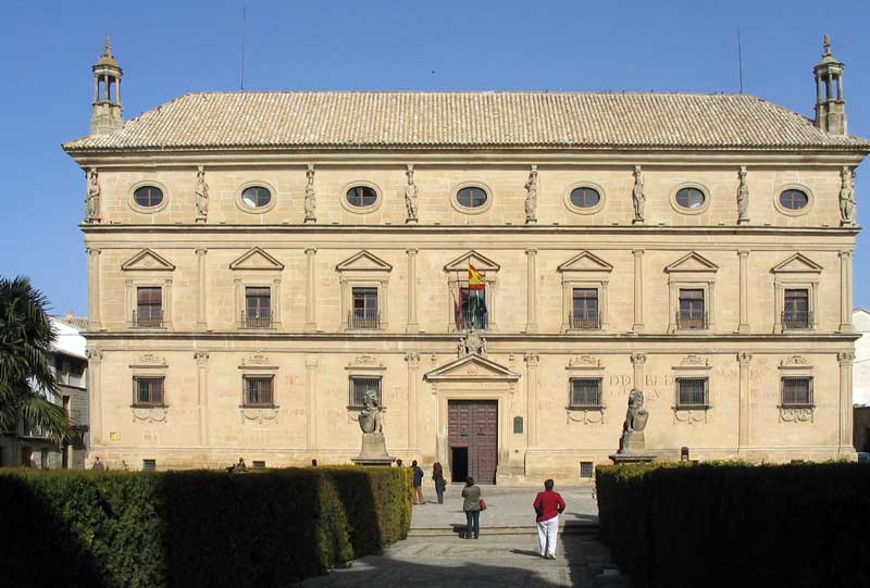 facade-du-Palacio-de-las-Cadenas