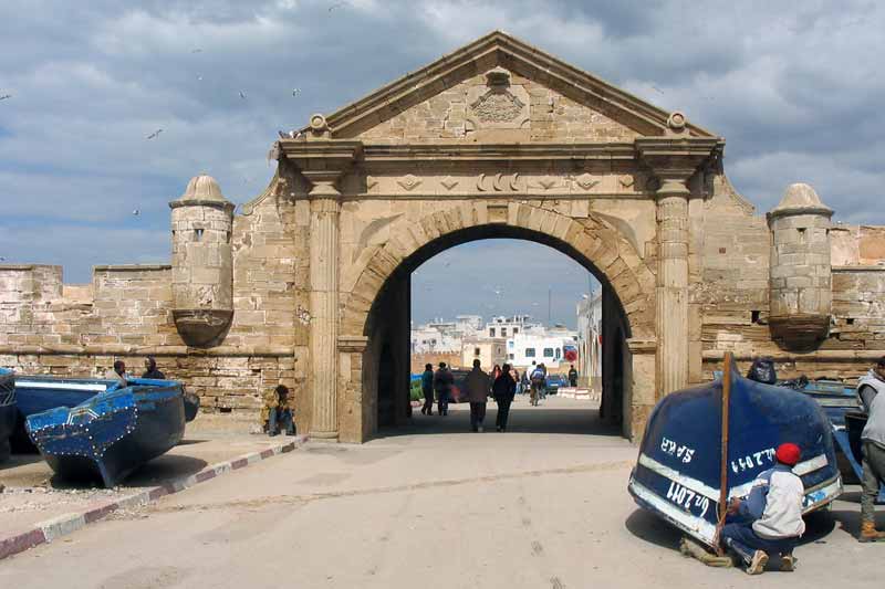 La porte de la Marine donnant accès à la ville