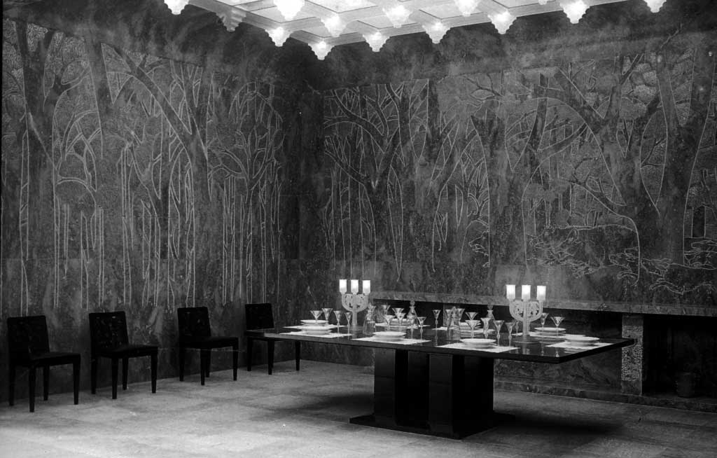 Salle à manger décorée par René Lalique