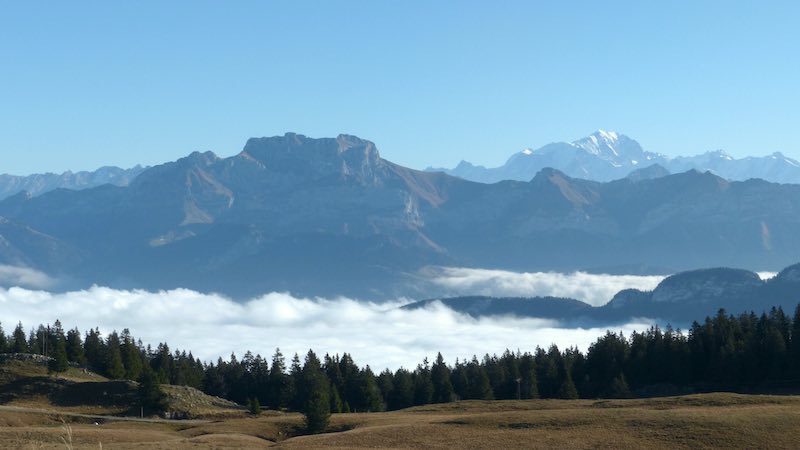 Cret-de-Chatillon-panorama-vers-Annecy-et-le-Mt-Blanc