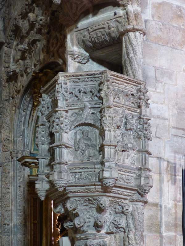 Mosteiro-dos-Jeronimos-Santa-Maria : la chaire.