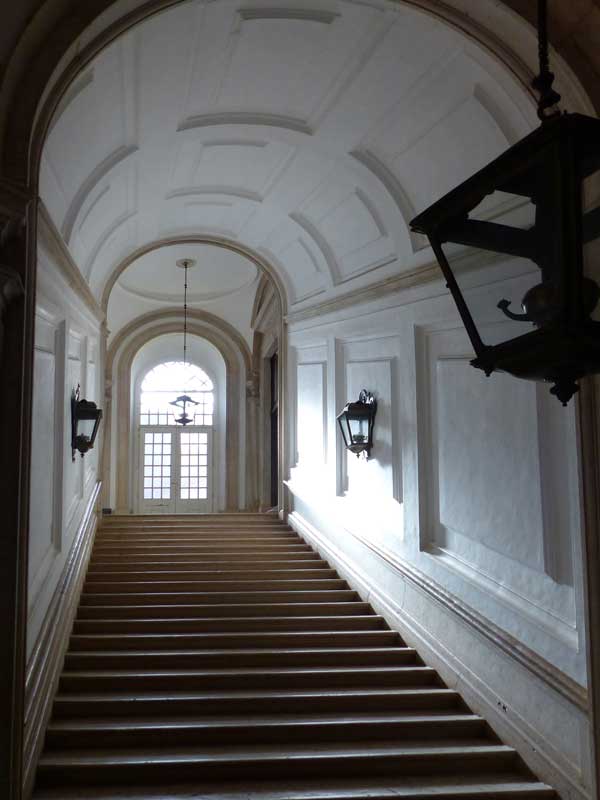 Escalier menant aux appartnments royaux