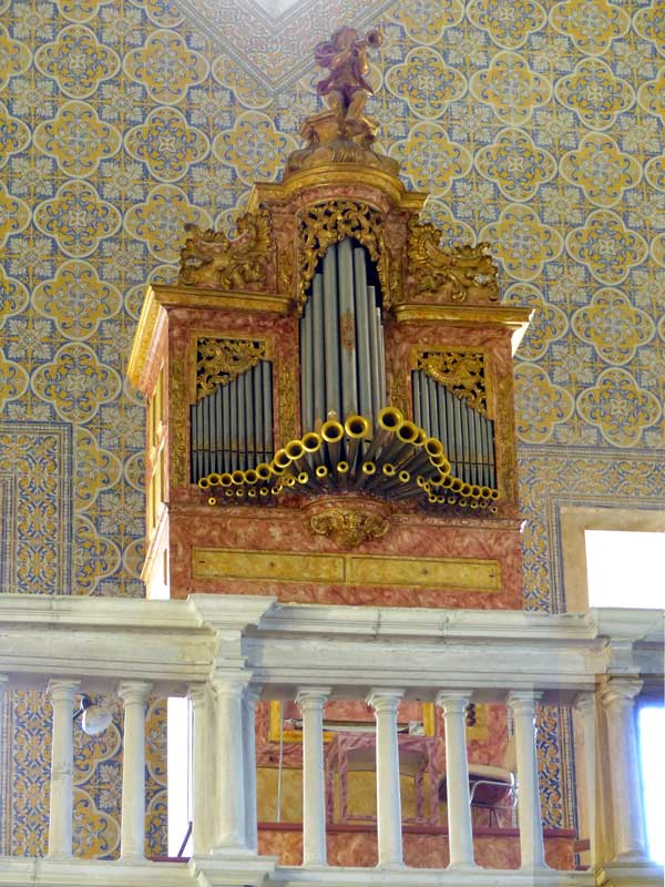 greja-da-Misericordia-orgue-XVIIe