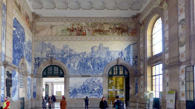 Estacao-de-Sao-Bento-azulejos-salle-des-Pas-Perdus-Prise-de-Ceuta