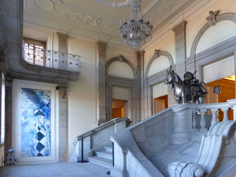 Le Grand escalier du Museu-Suares-dos-Reis