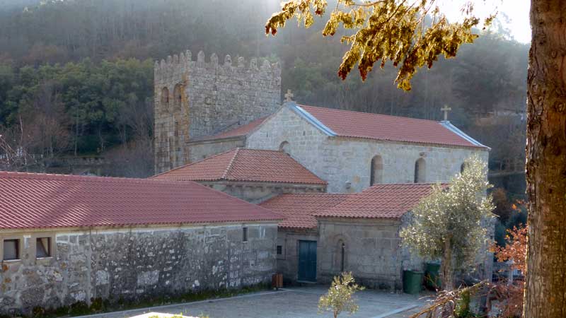 Mosteiro-de-Santa-Maria-de-Carquere