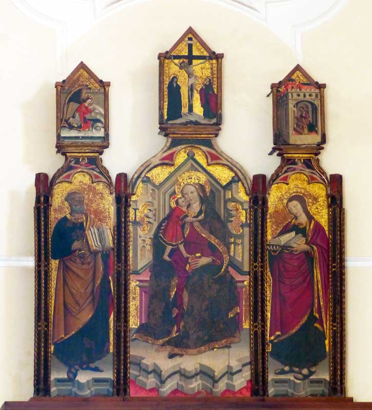 Castellabate Basilica tryptique du choeur Madone
                  avec l'Enfant, St Pierre, St Jean l'Évangeliste,
                  Crucifixion et Annonciation, par Pavanino da Palermo
                  (1472)