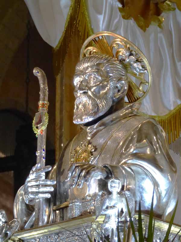 Sanctuaire-de-San-Francesco-de-Paola-buste-du-saint