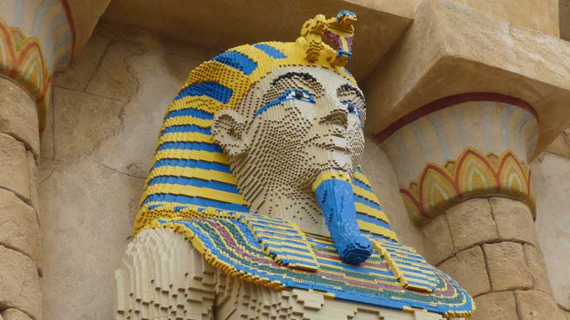 Adventure Land :Pharaon en façade du Temple