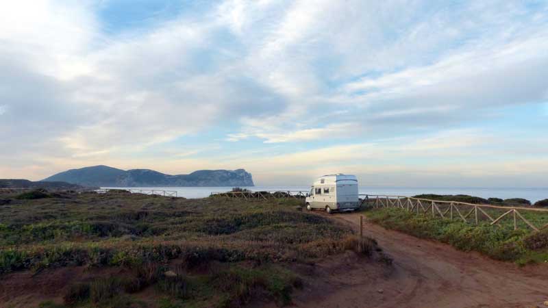 Plage-de-Porto-Ferro-bivouac