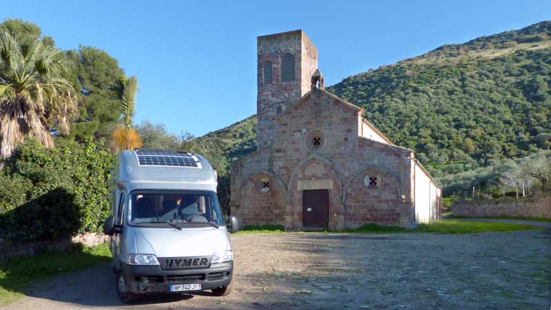 Exsis devant San Pietro