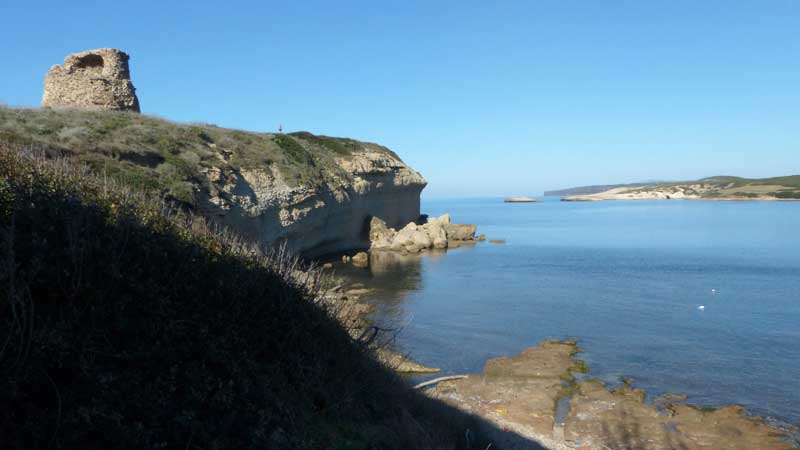 S'Archittu : la tour en ruines