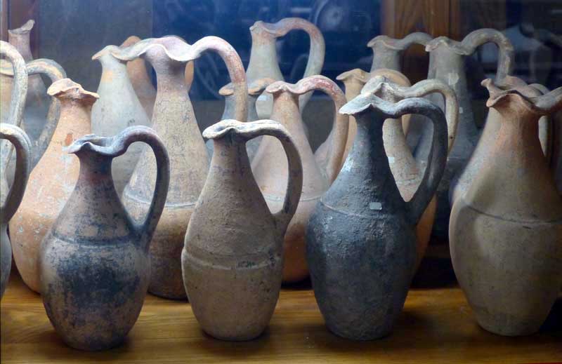 Antiquarium Arborense : potterie phénicienne