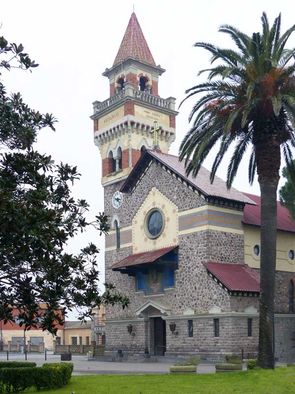 Église
                  d'Arborea en stye « chalet »